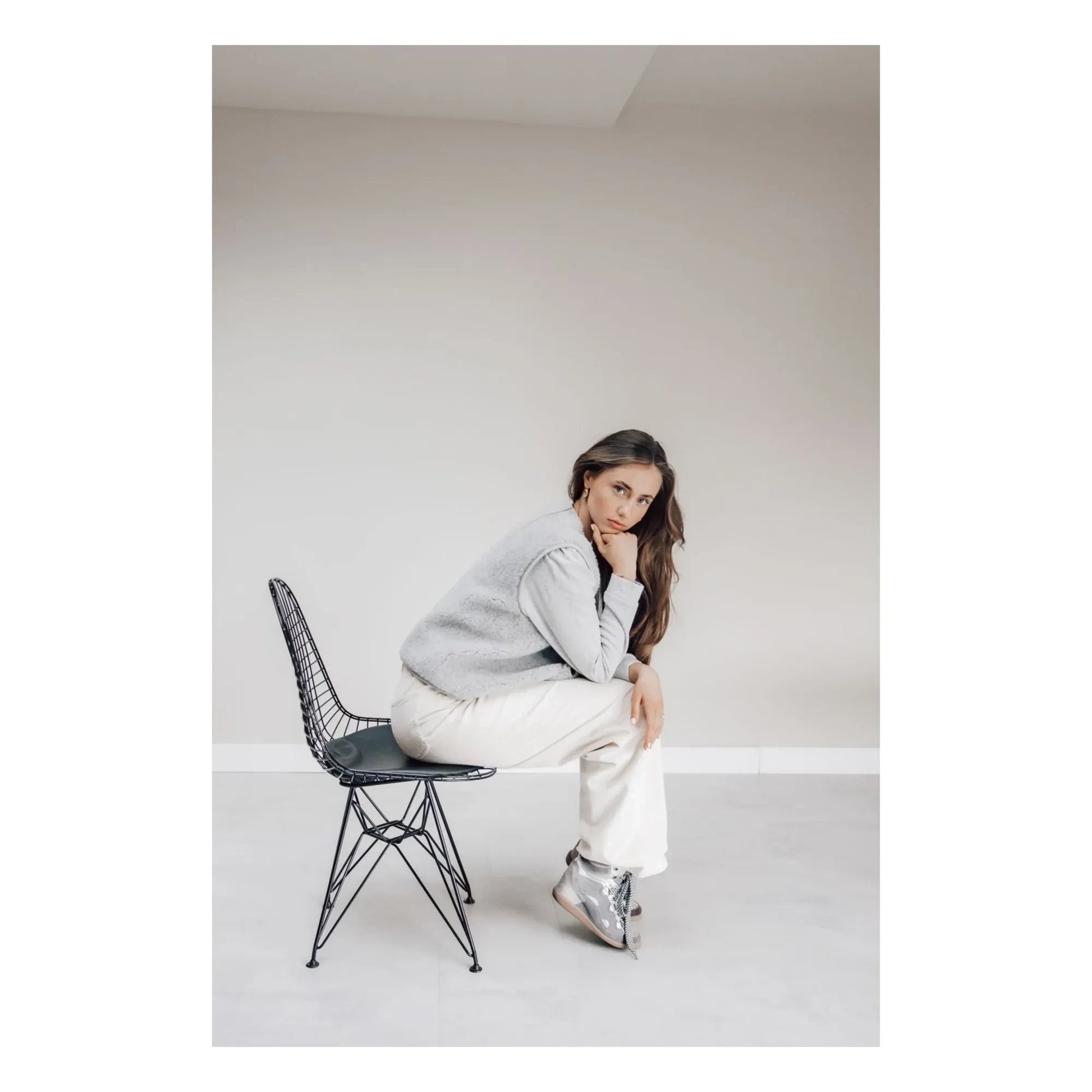 Alwero - Tyb Light Sleeveless Jacket - Adult Collection | Grey