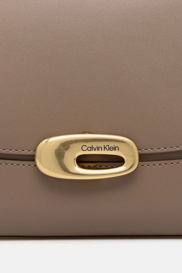 Чанта Calvin Klein
