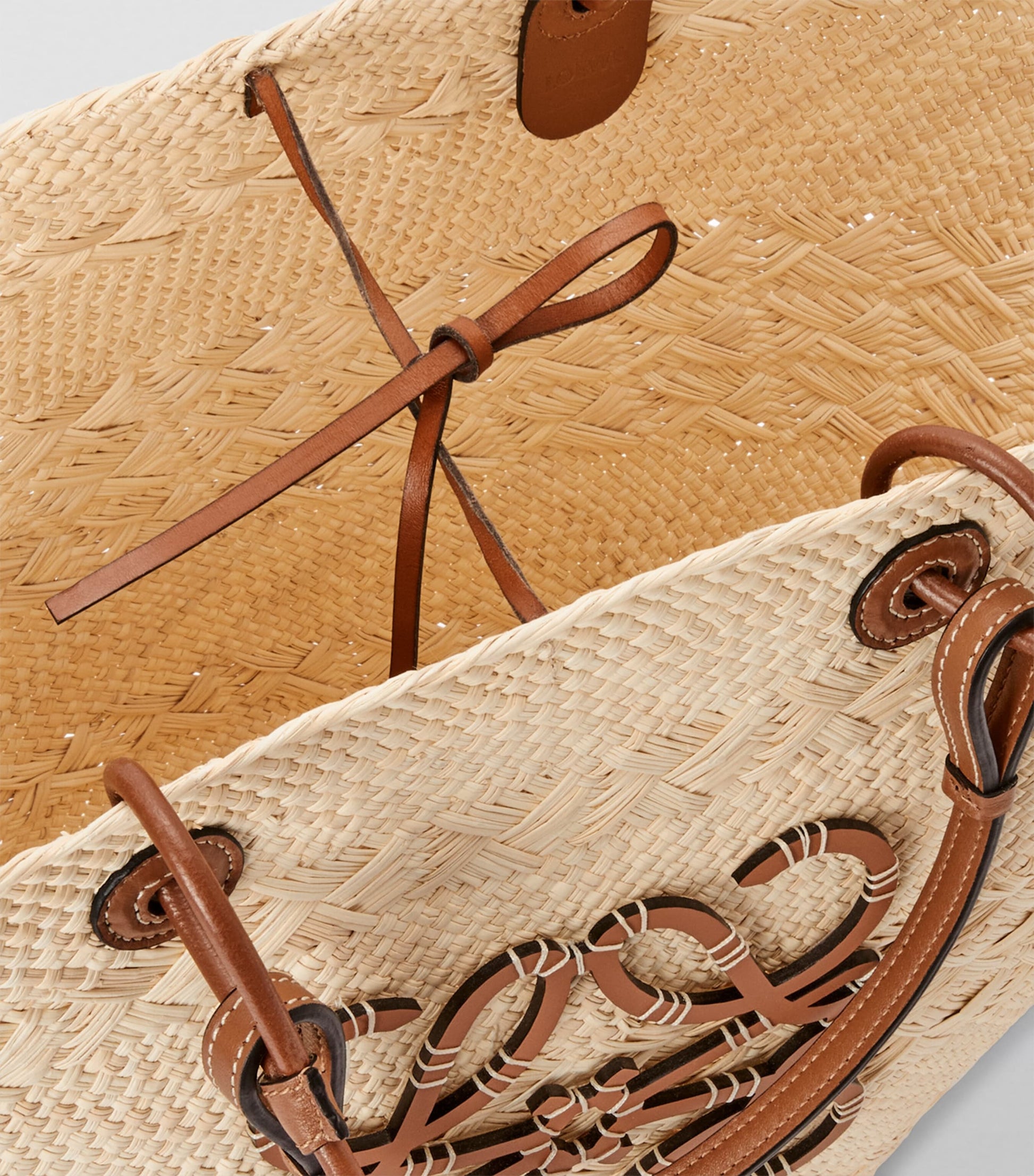 LOEWE Beige x Paula’s Ibiza Large Woven Anagram Basket Bag