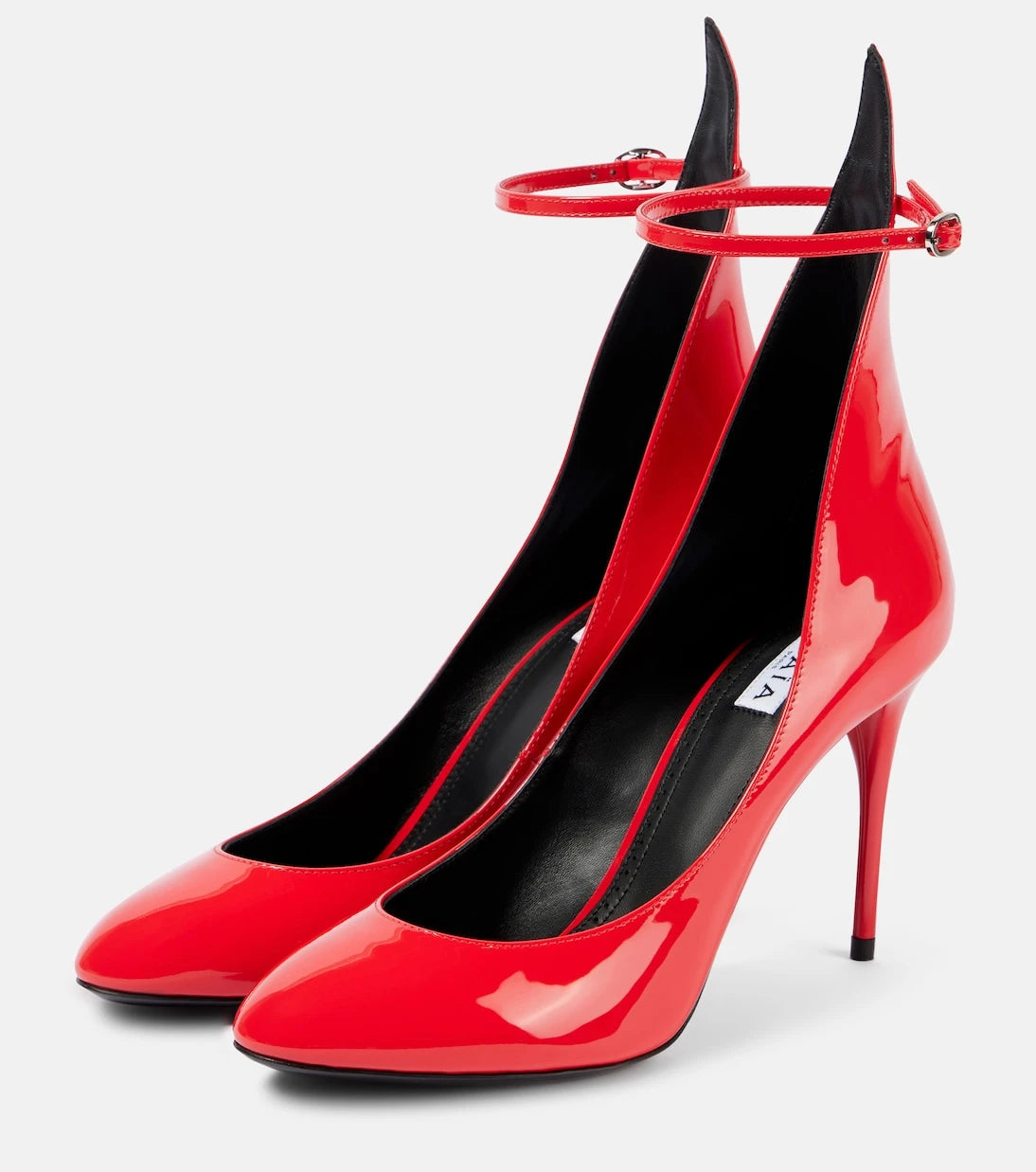 Alaïa - Decollete patent leather pumps