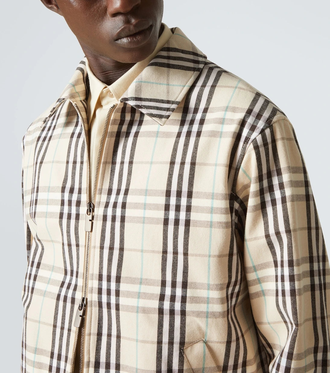 Burberry - سترة قطنية كاروهات من Burberry