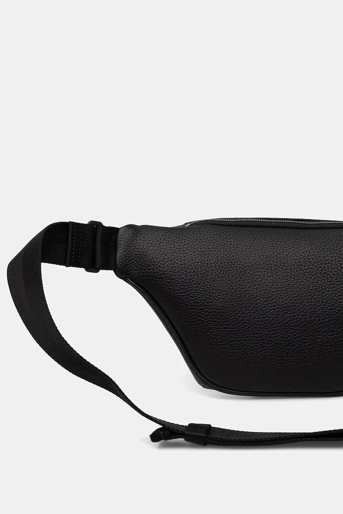 HUGO чанта за кръста мъжка HUKE_BUMBAG