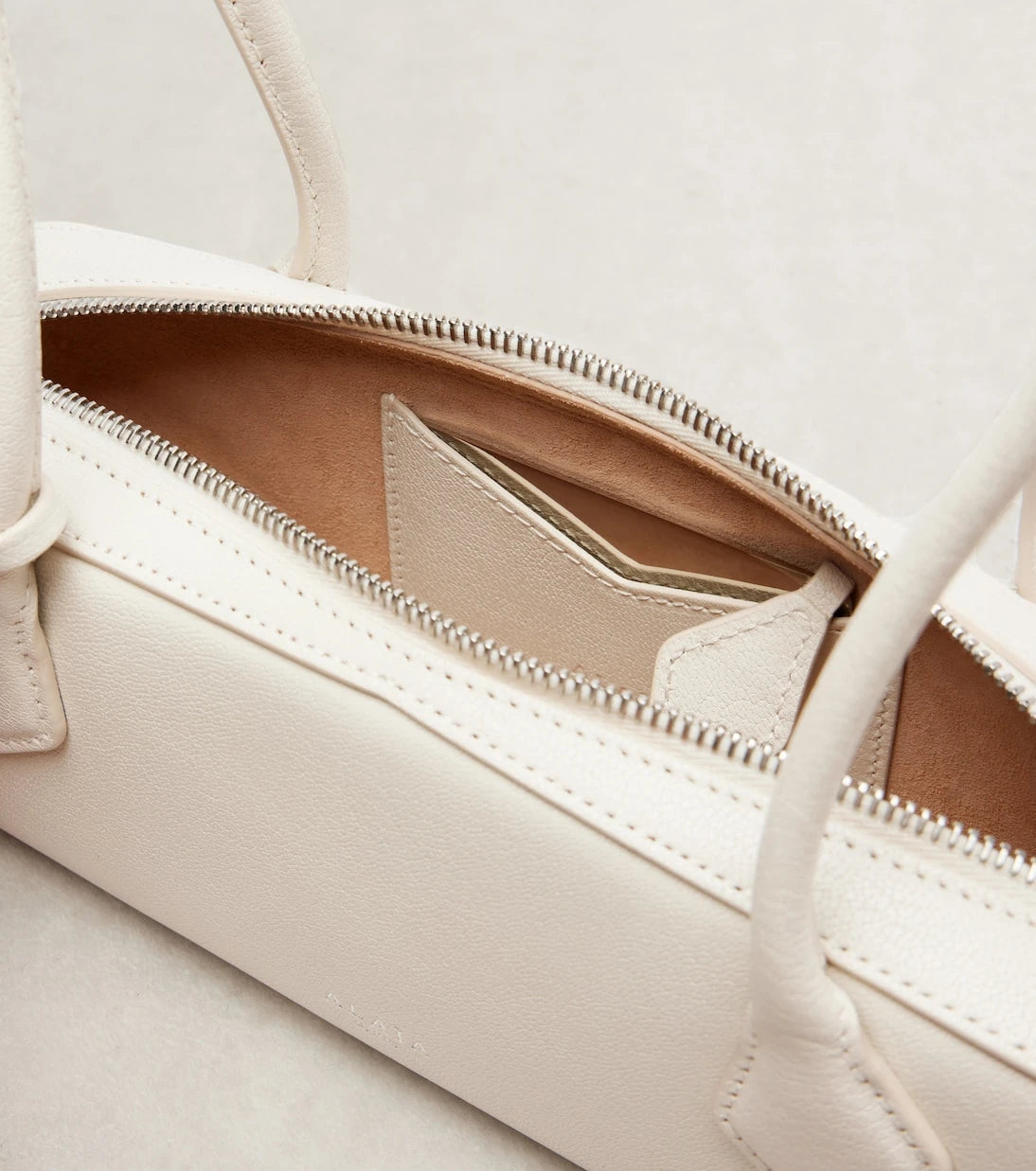Alaïa - Le Teckel Small leather shoulder bag