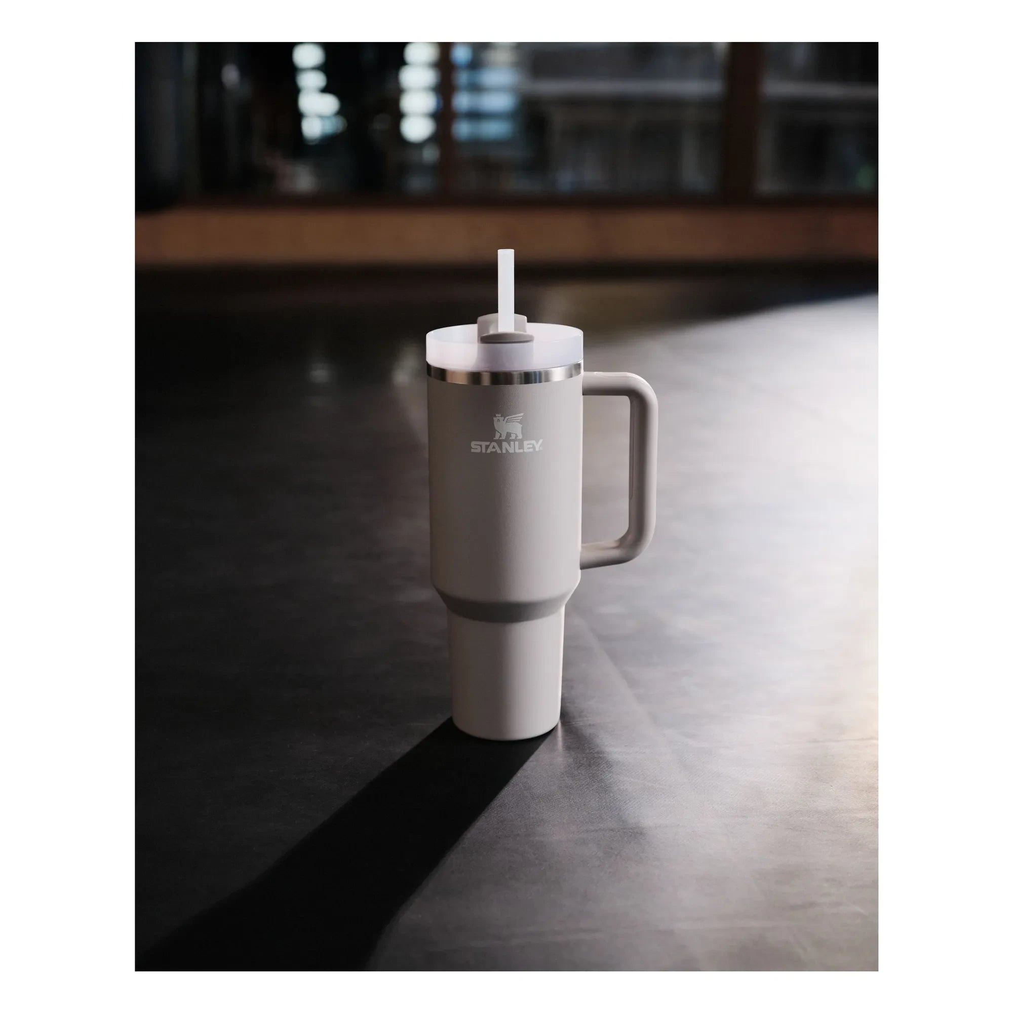 Stanley 1913 - The Quencher H2.O FlowState isothermal tumbler | Grey