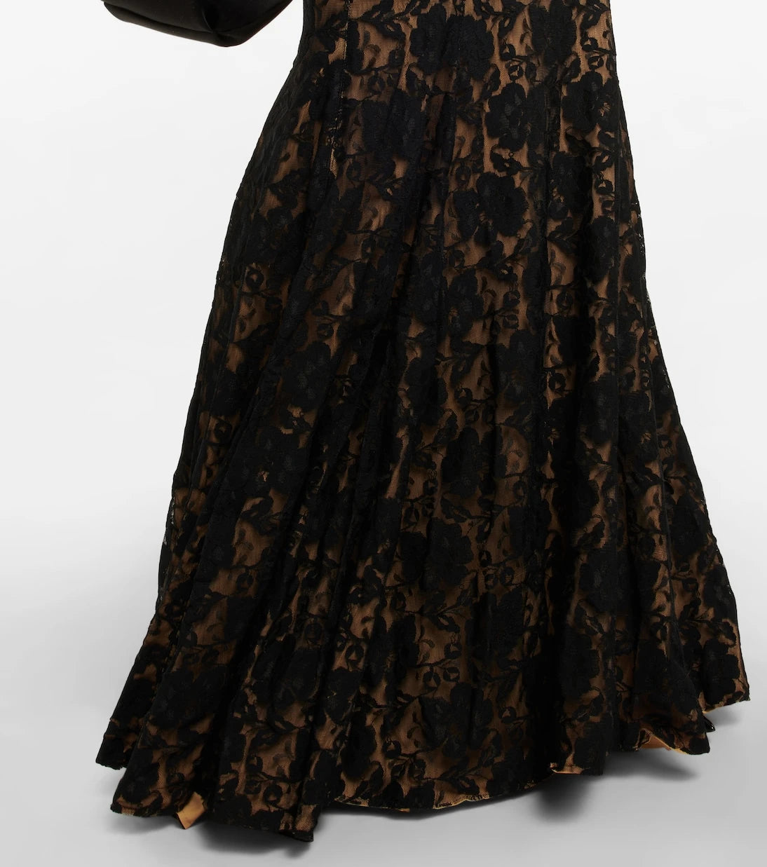 Norma Kamali - Fishtail lace-overlay gown