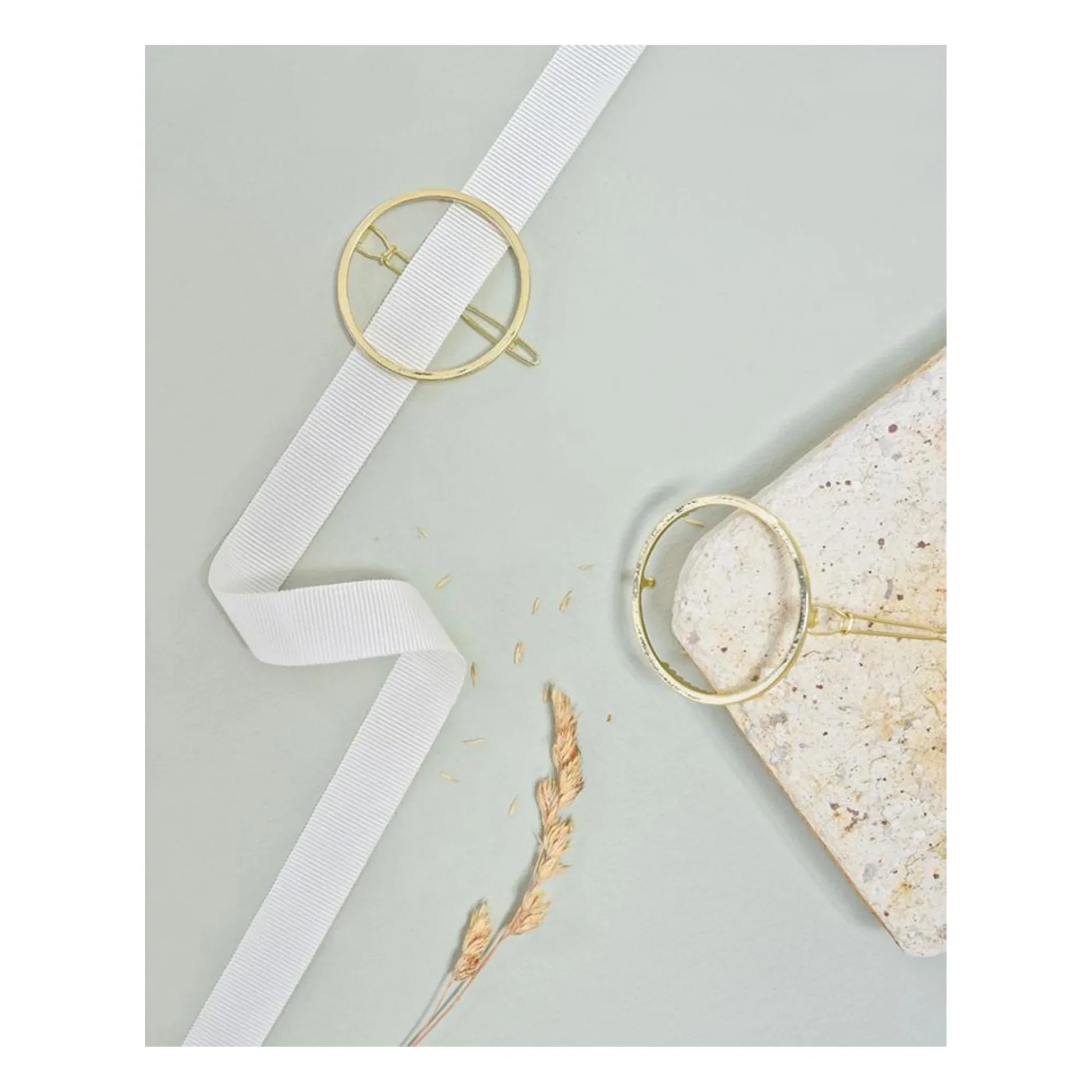 Bachca - Emma Round Hair Clip | Gold