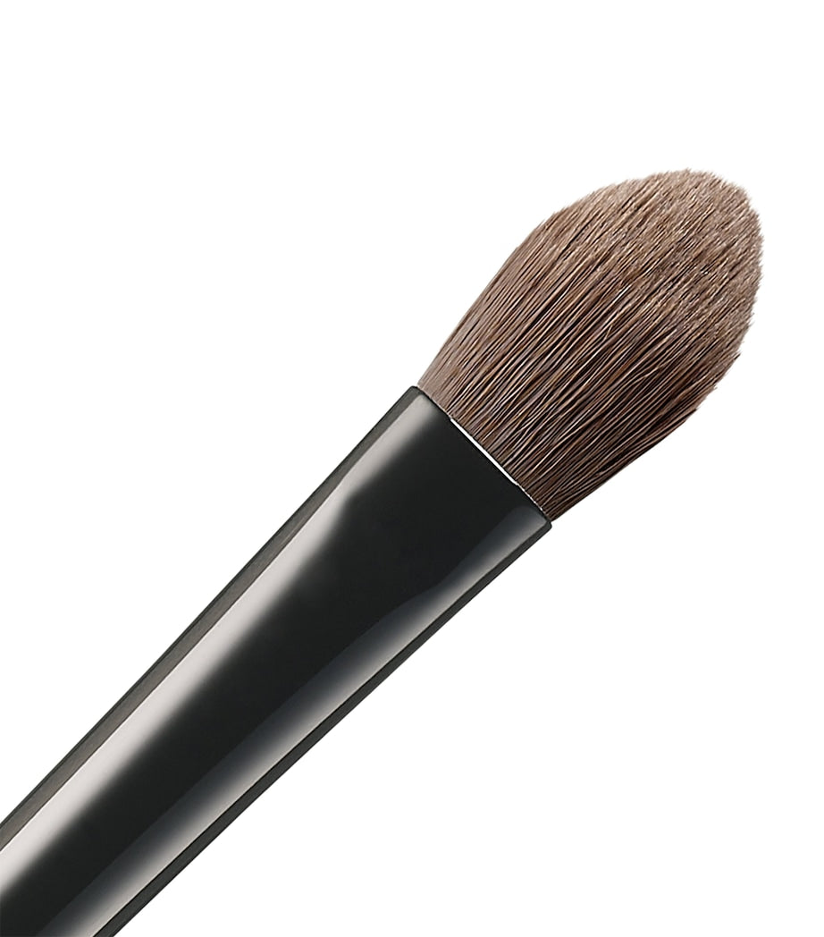 Suqqu Large Eyeshadow Brush