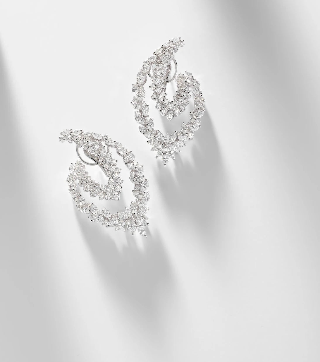 Yeprem - Y-Couture 18kt white gold drop earrings with diamonds