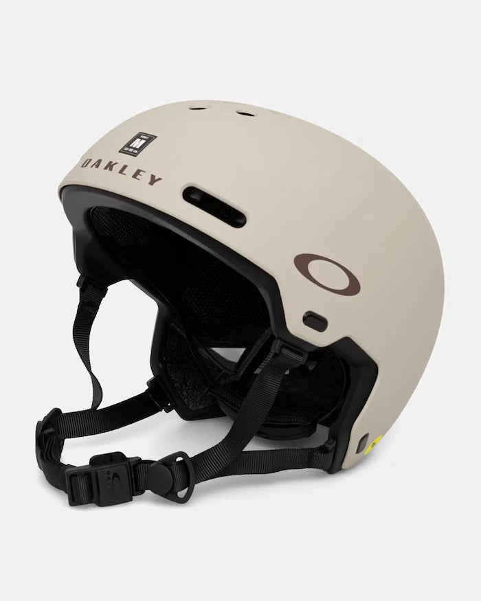 Oakley каска