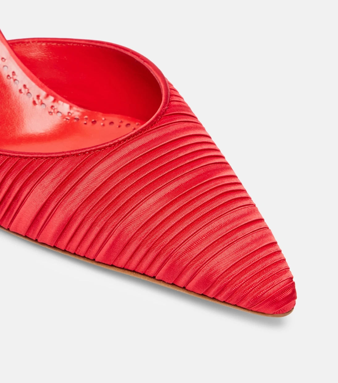 Manolo Blahnik - Carolyne 50 satin muels