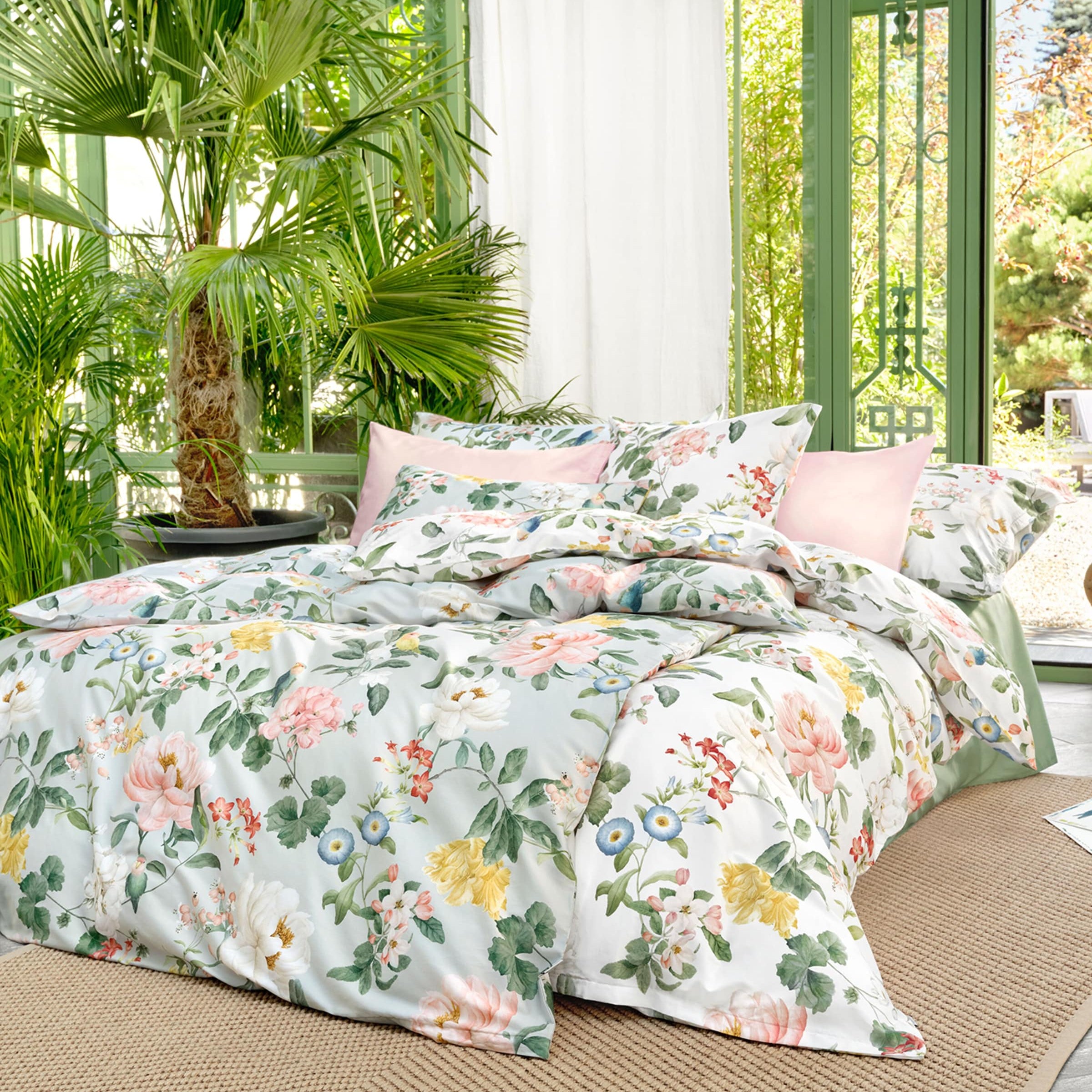 Floral Artemis-Noblesse King Duvet Cover