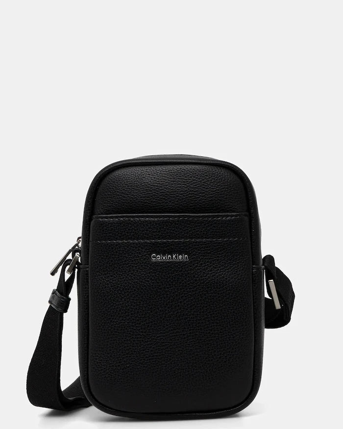 Calvin Klein Omuz Çantası