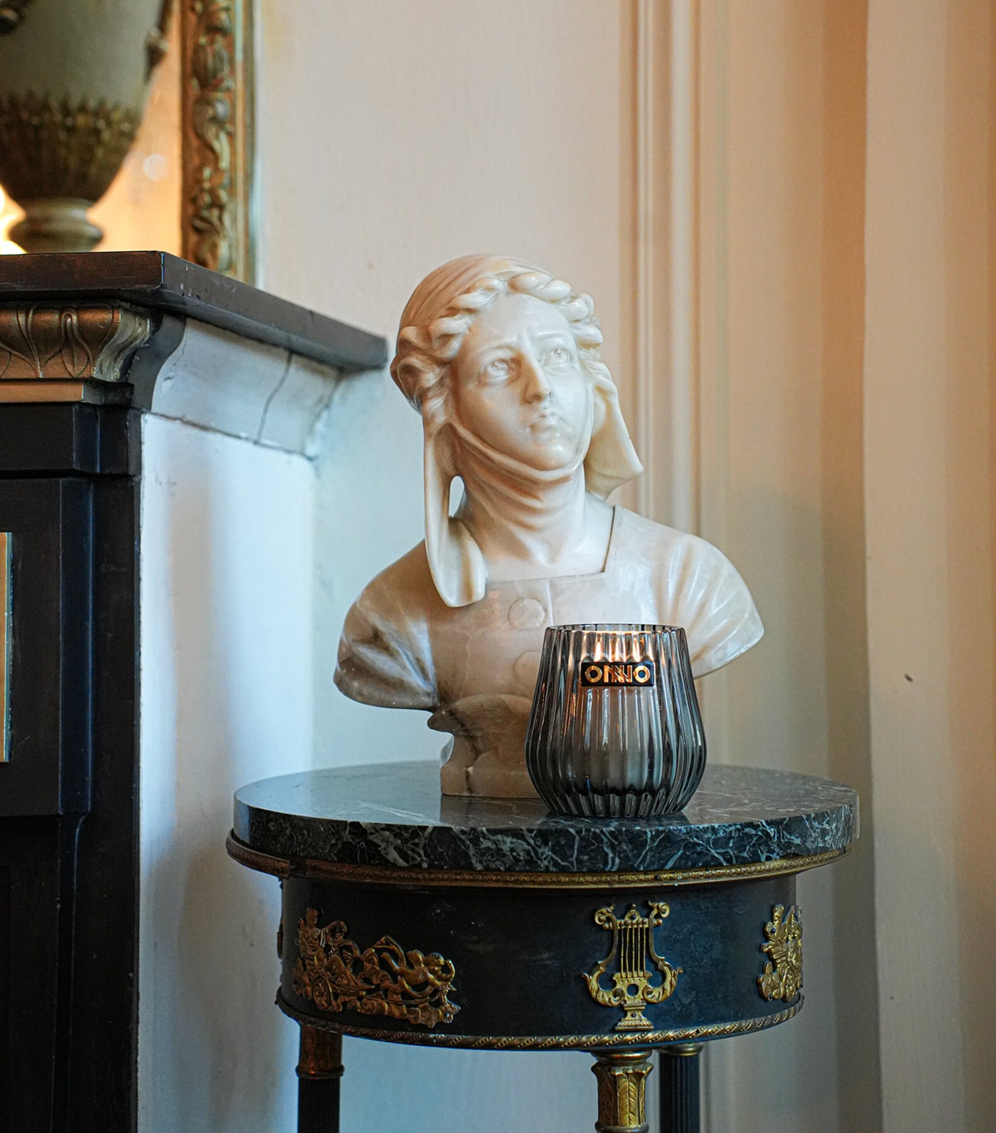 Onno Eclectic Candle (996g)