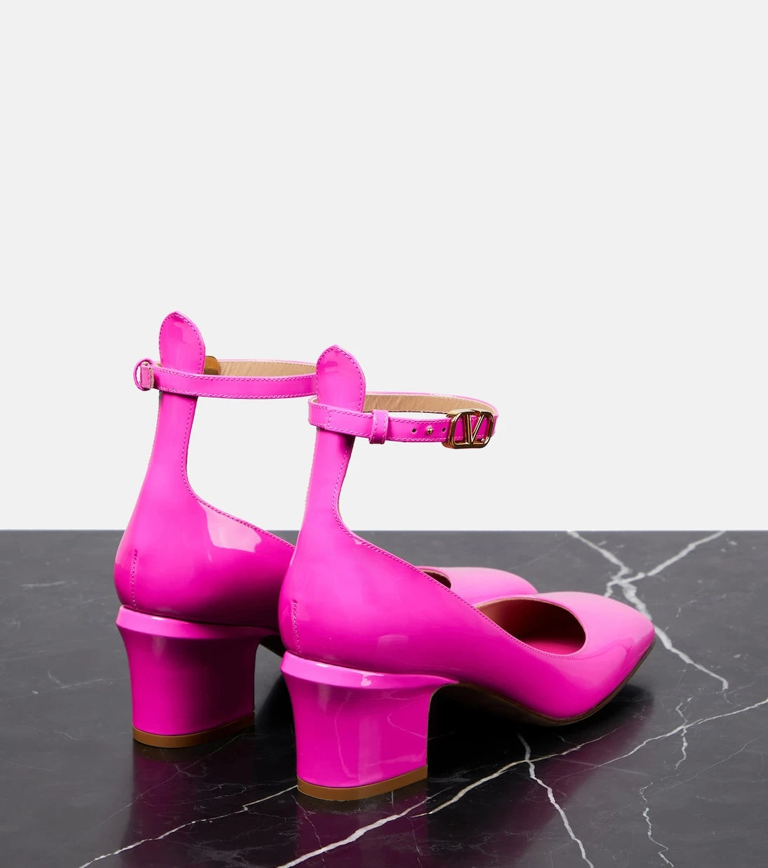 Valentino Garavani - Tan-Go patent leather pumps