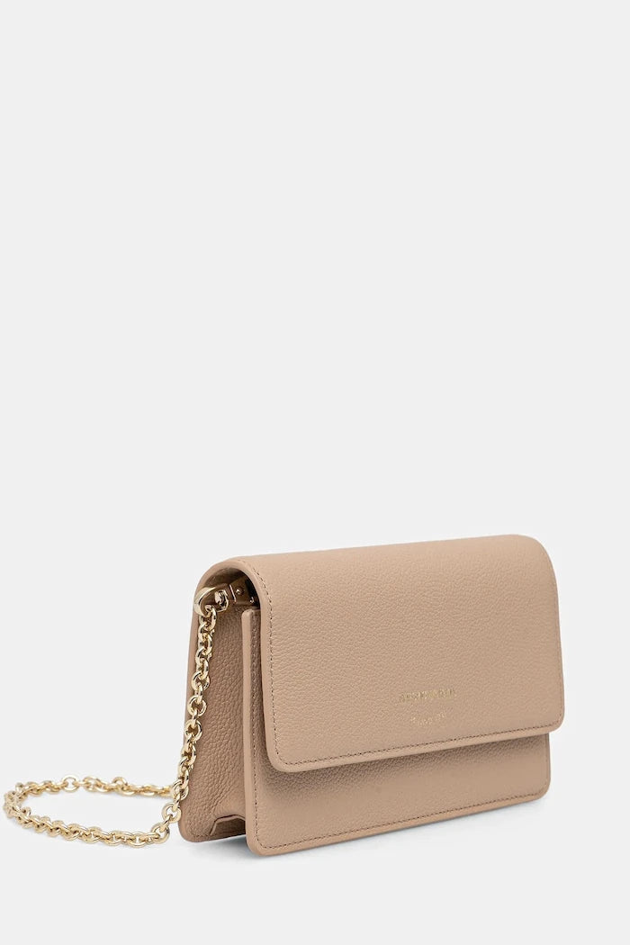 Кожен клъч Emporio Armani