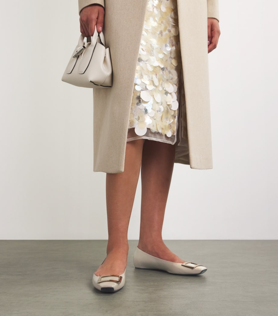 Roger Vivier Beige Leather Quadrata Trompette Flats