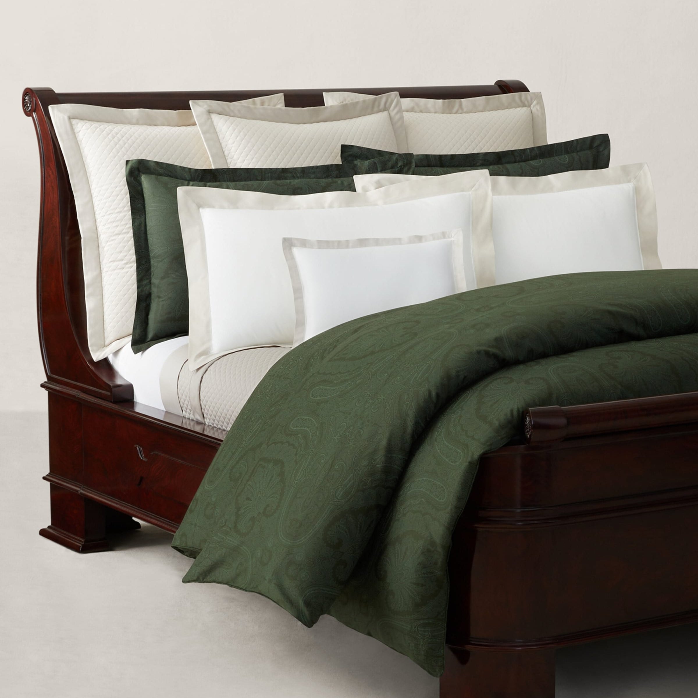 Ralph Lauren Home Doncaster Super King Flat Sheet (270cm x 280cm)