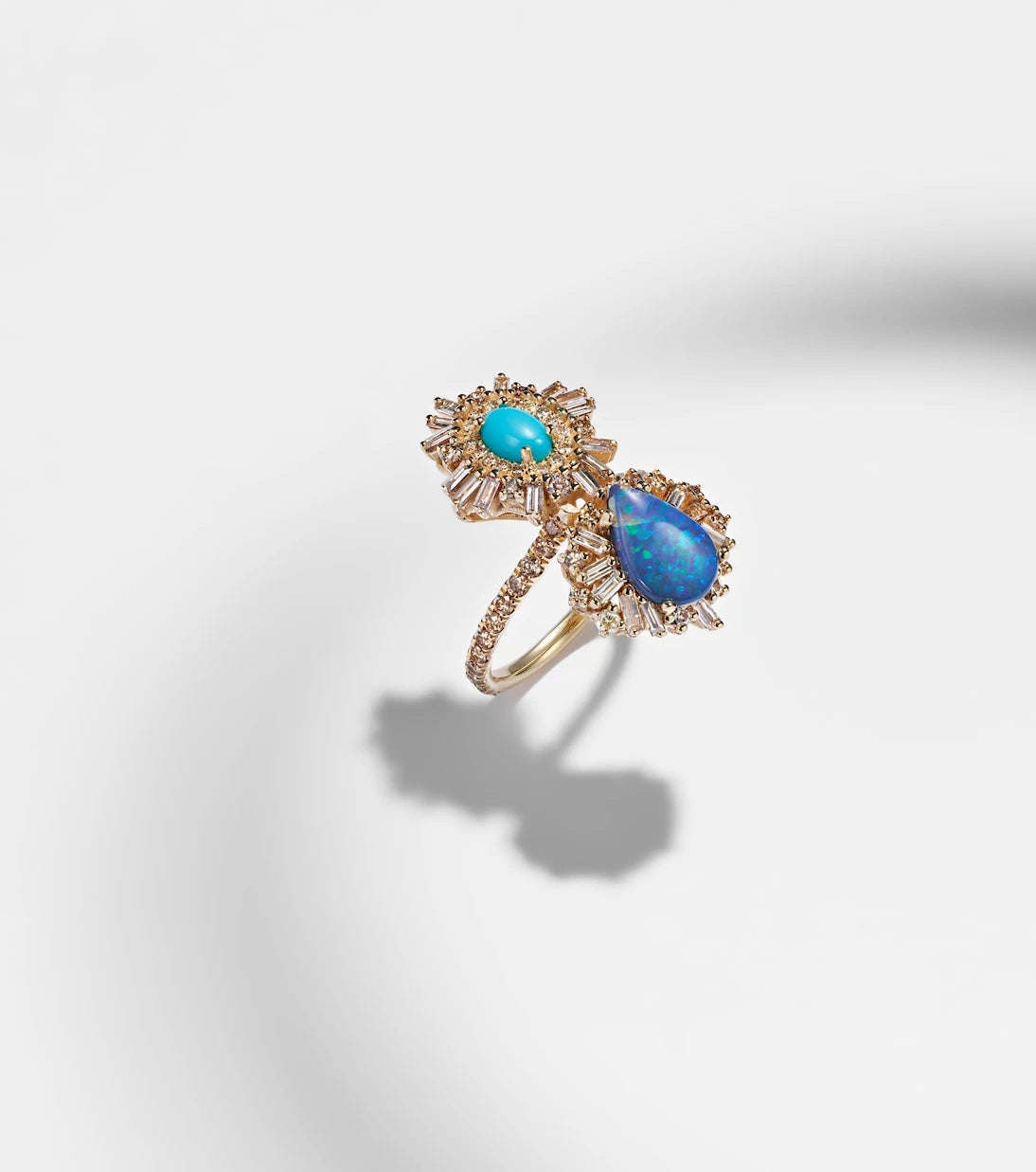 Suzanne Kalan - 18kt gold ring with gemstones