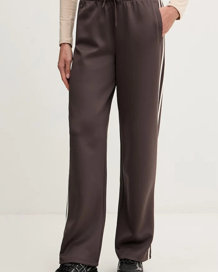Guess HOSHI kadın spor pantolonu