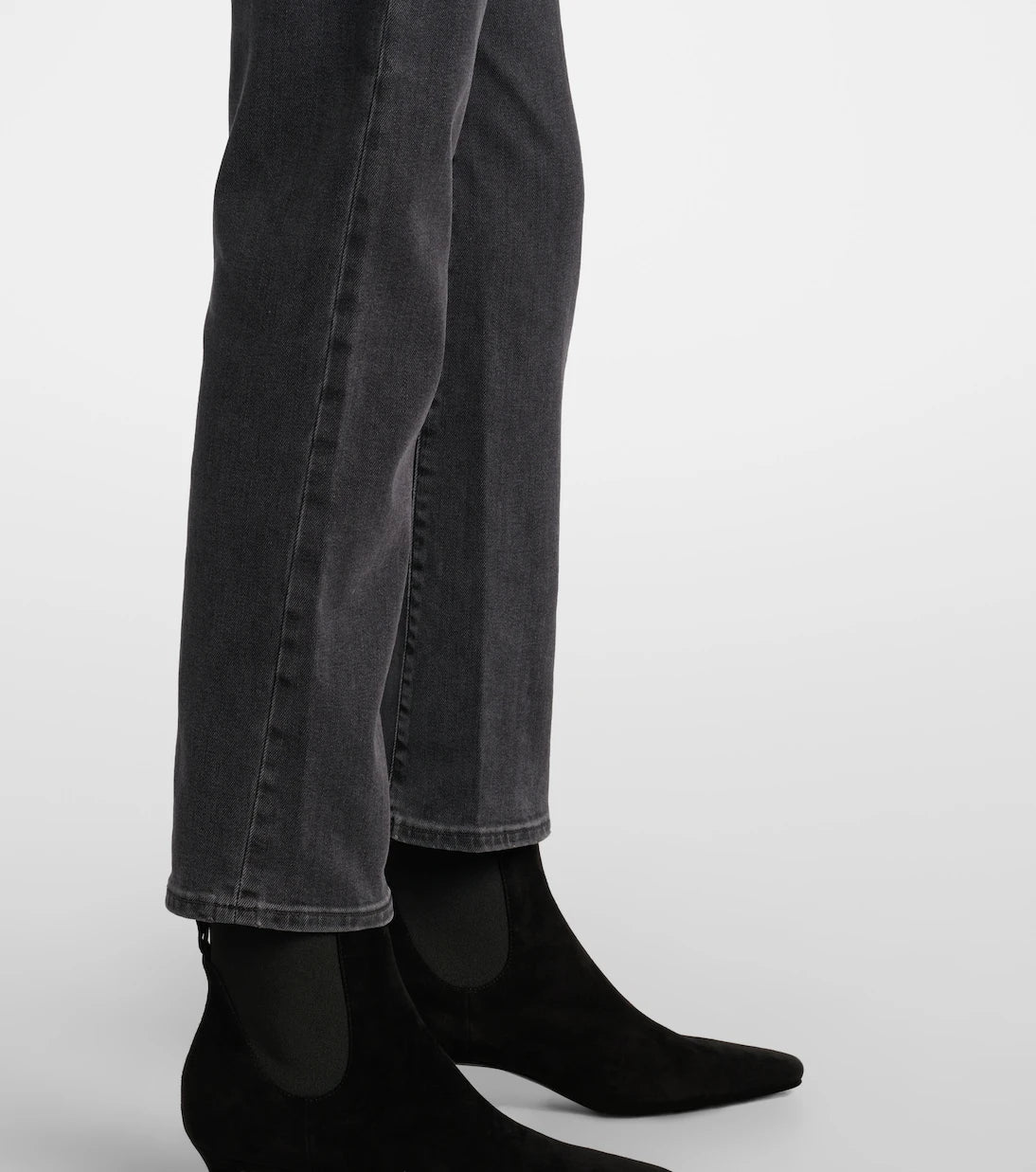 Toteme - Mid-rise twisted-seam straight jeans