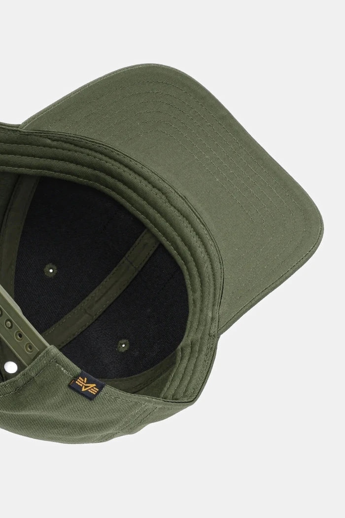 Памучна шапка с козирка Alpha Industries Crew Camo Cap