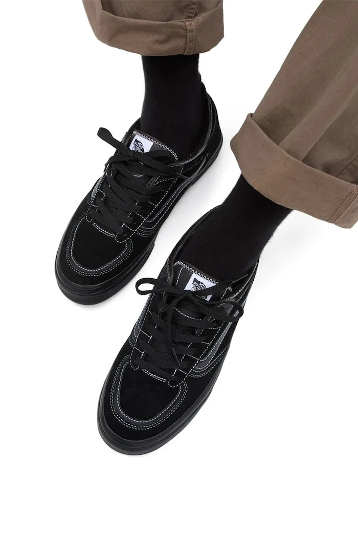 Велурени кецове Vans Rowley Classic