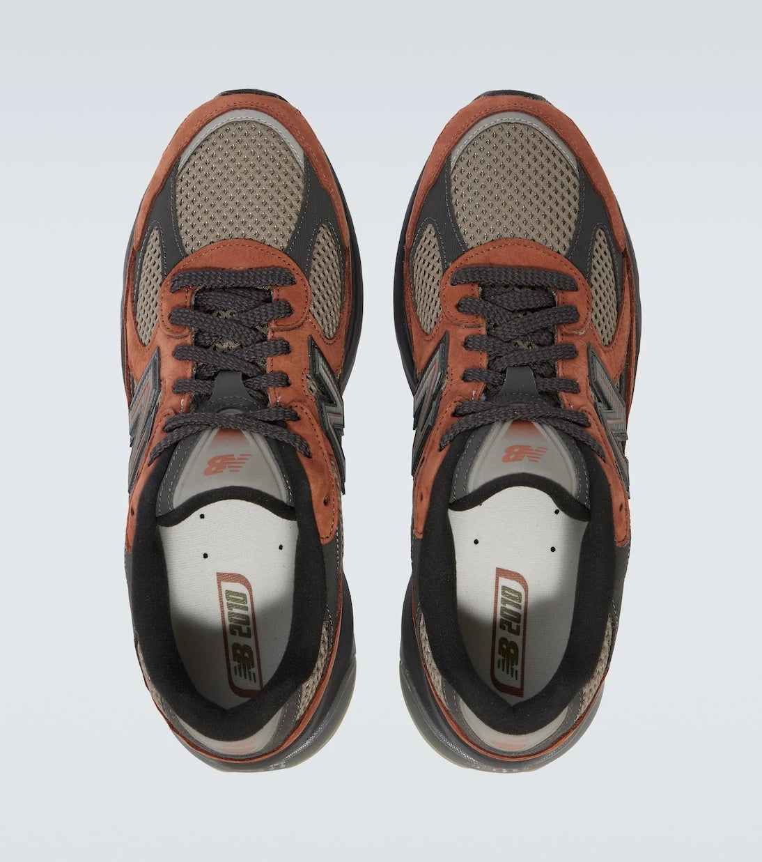 New Balance - حذاء رياضي أبزورب 2010 الجلدي