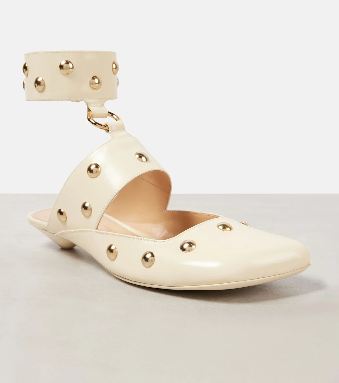 Chloé - Jade studded leather sandals