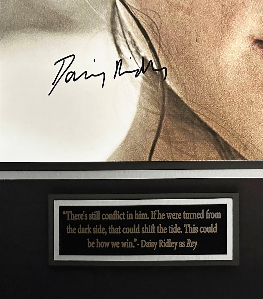 Star Wars Cast-Signed The Force Awakens Lightsaber Display