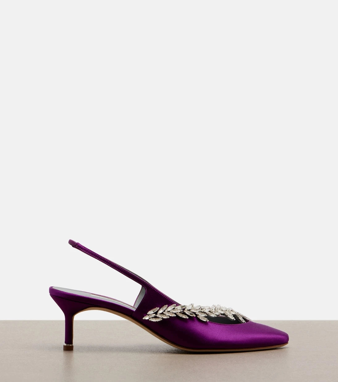 Balenciaga - x Manolo Blahnik satin slingback pumps