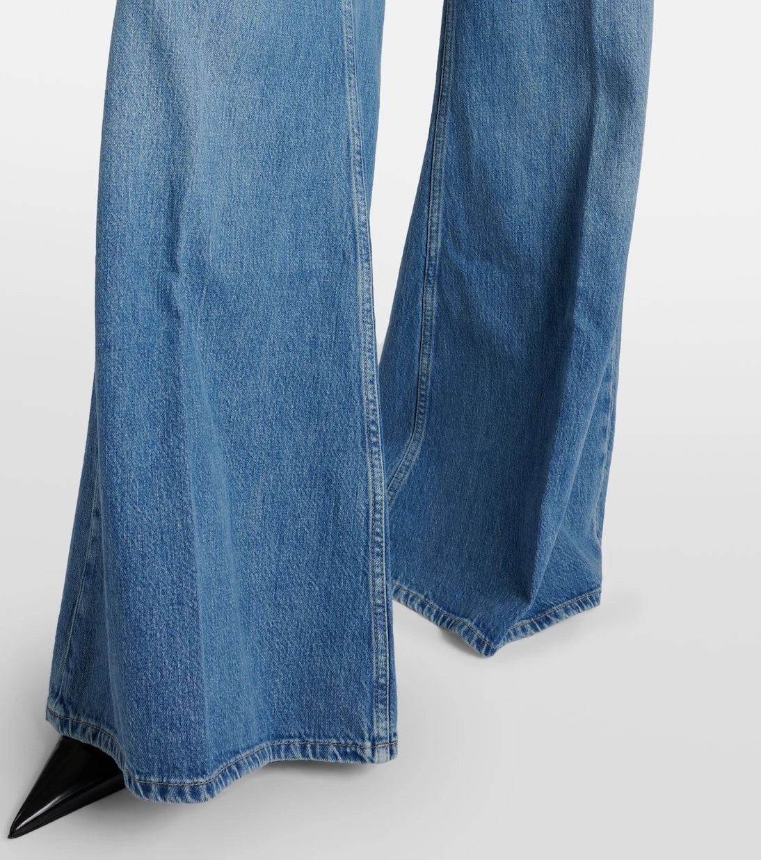 Frame - Extra Wide Leg high-rise jeans