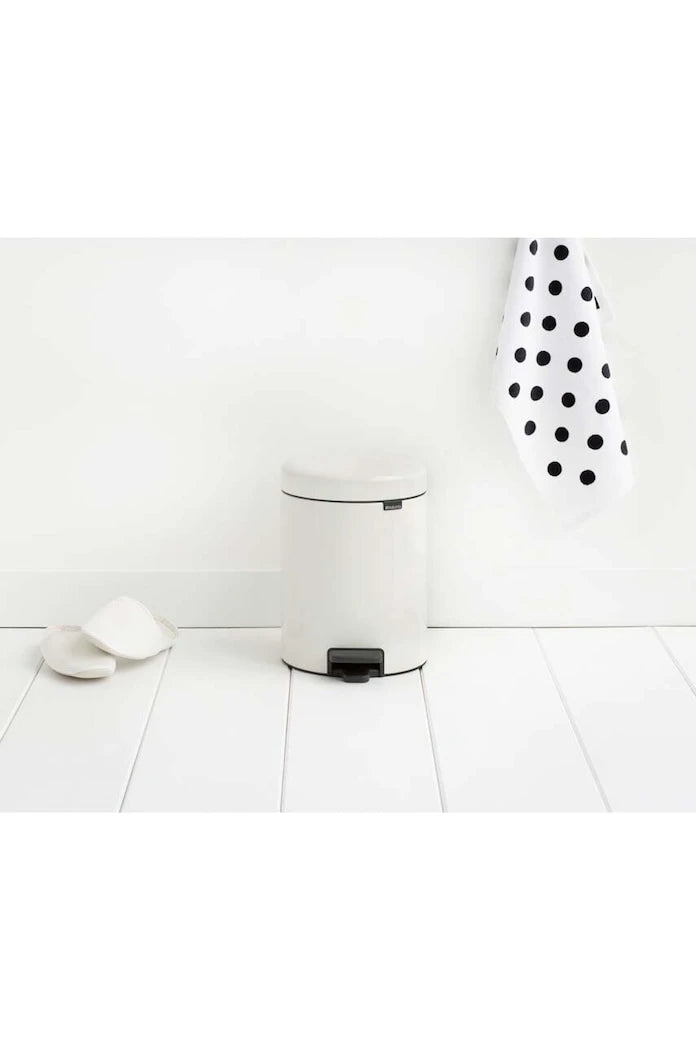 Кошче за боклук Brabantia NewIcon 5 L