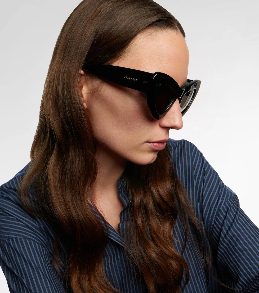 JW Anderson - Butterfly cat-eye sunglasses