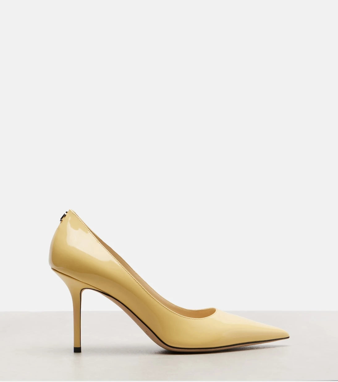 Jimmy Choo - حذاء بكعب Love 85 من الجلد اللامع