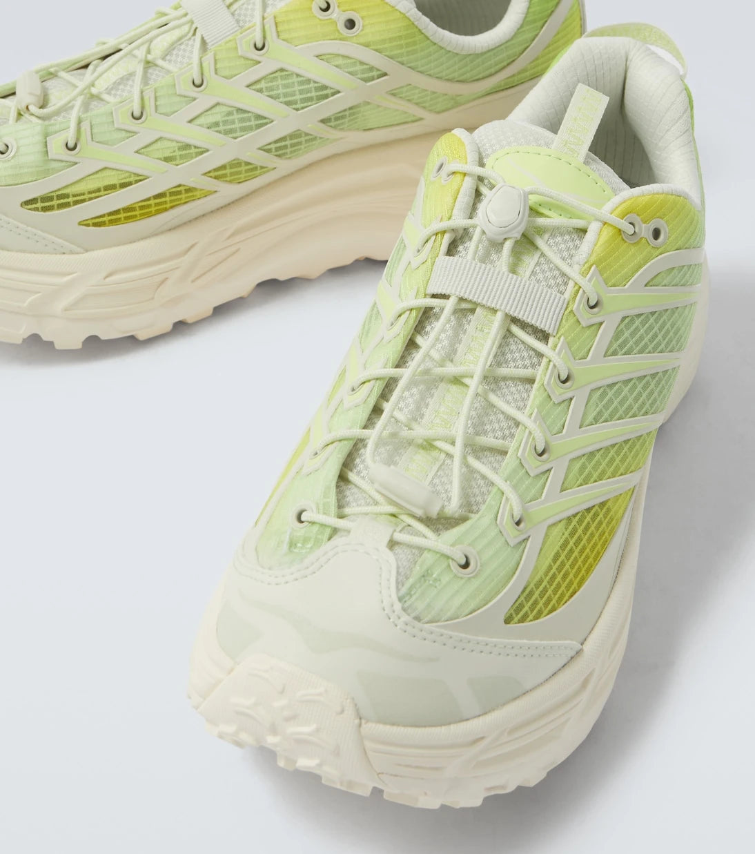 Hoka One One - حذاء رياضي Mafate Three2 Grid