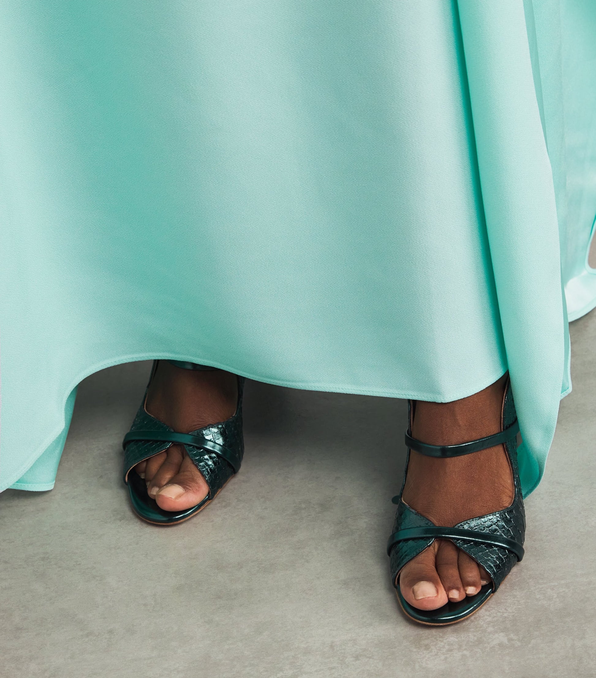 Malone Souliers Green Leather Crocodile-Effect Norah Mules 70