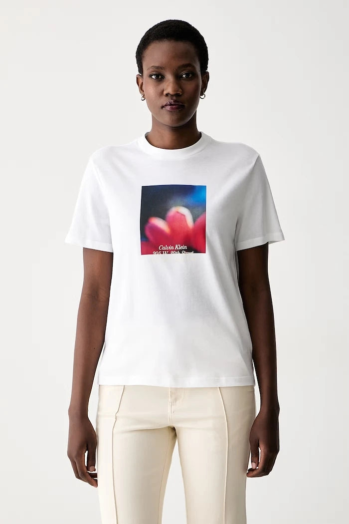 Calvin Klein Jeans kadın pamuklu tişört