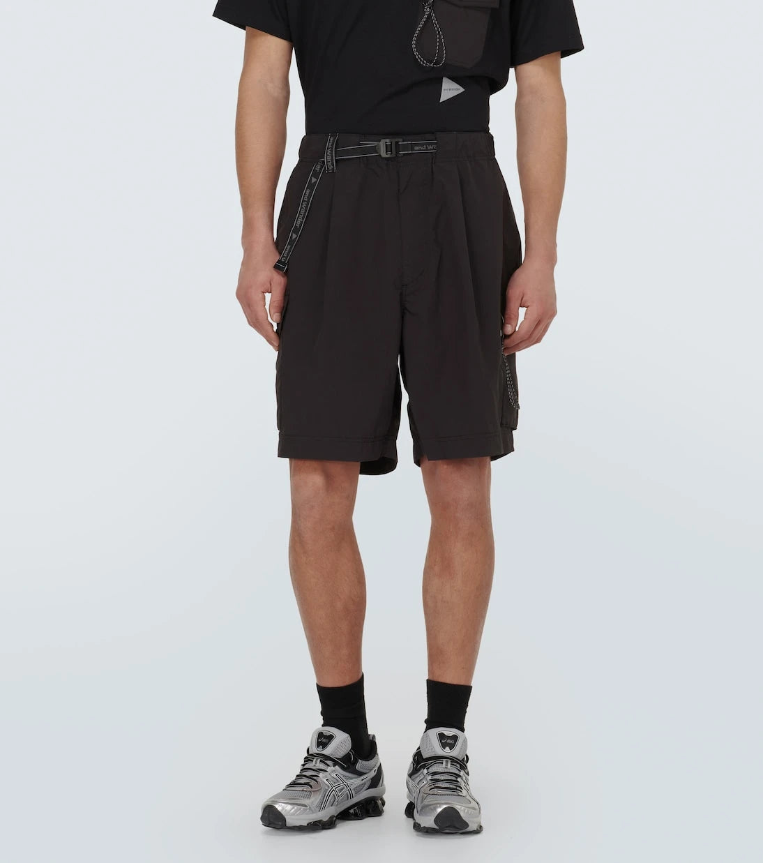 And Wander - Oversized cargo shorts
