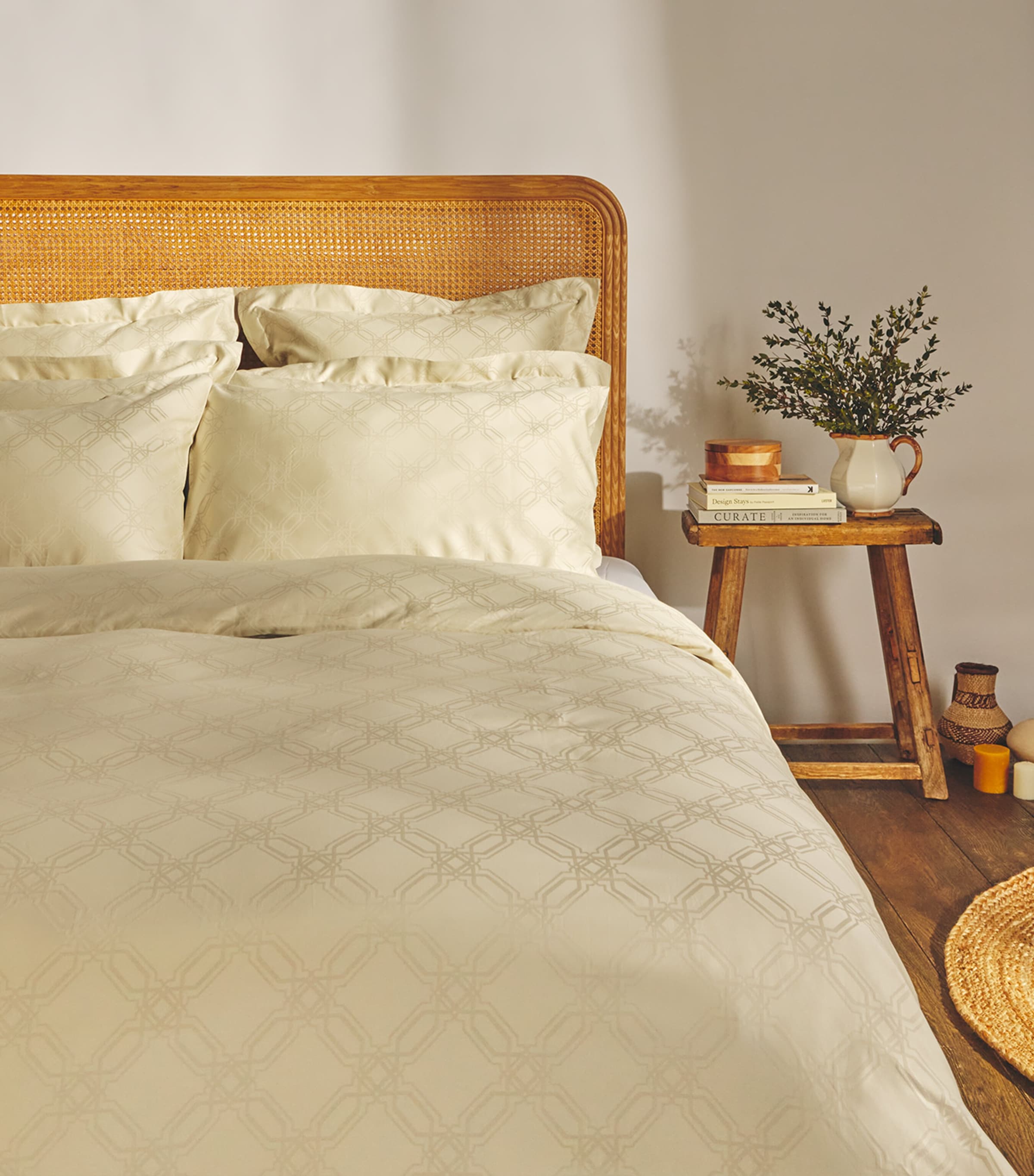 Halsey King Duvet Cover Set (230cm x 220cm)