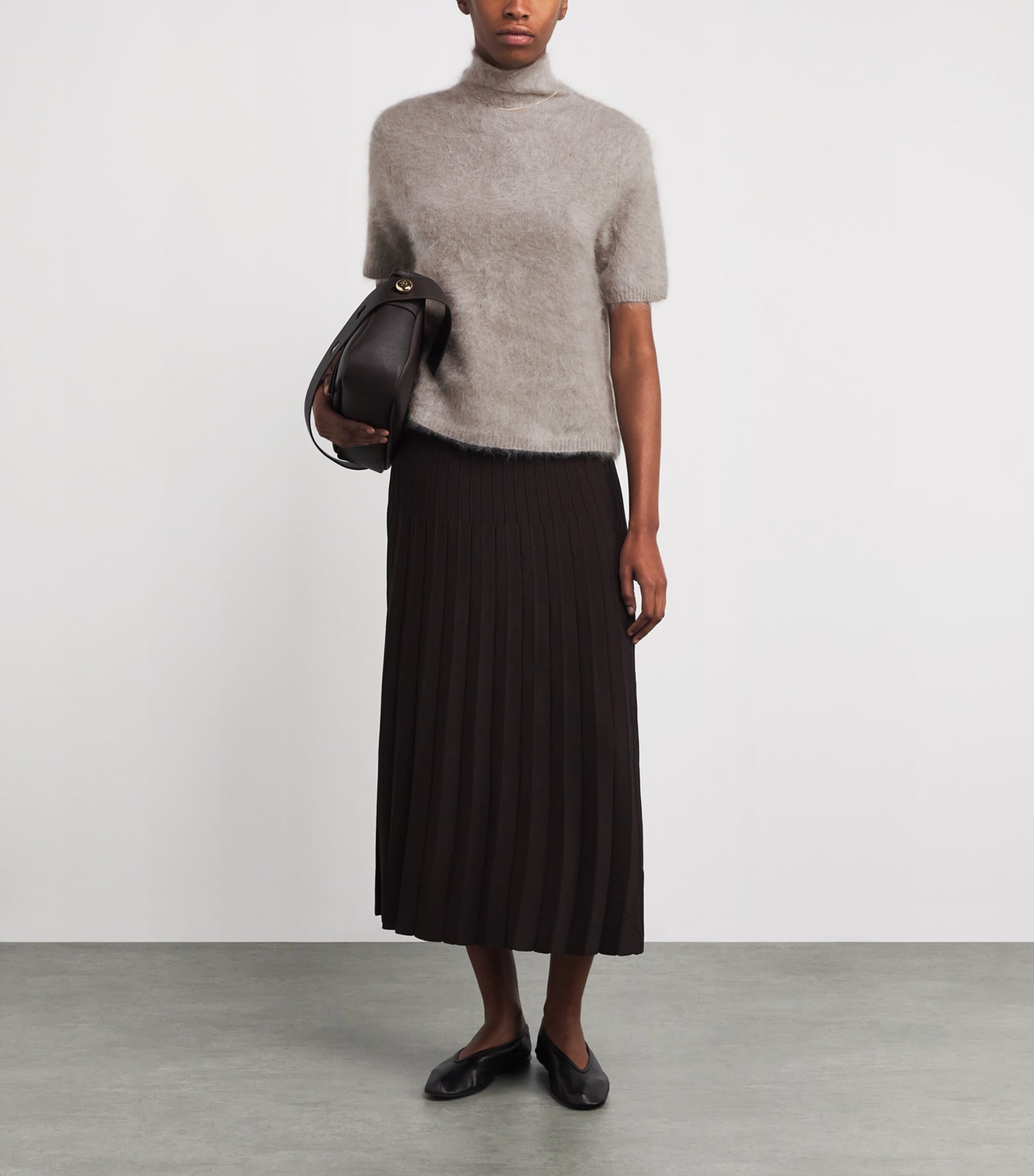 Soft Goat Beige Brushed Cashmere Short-Sleeve Sweater