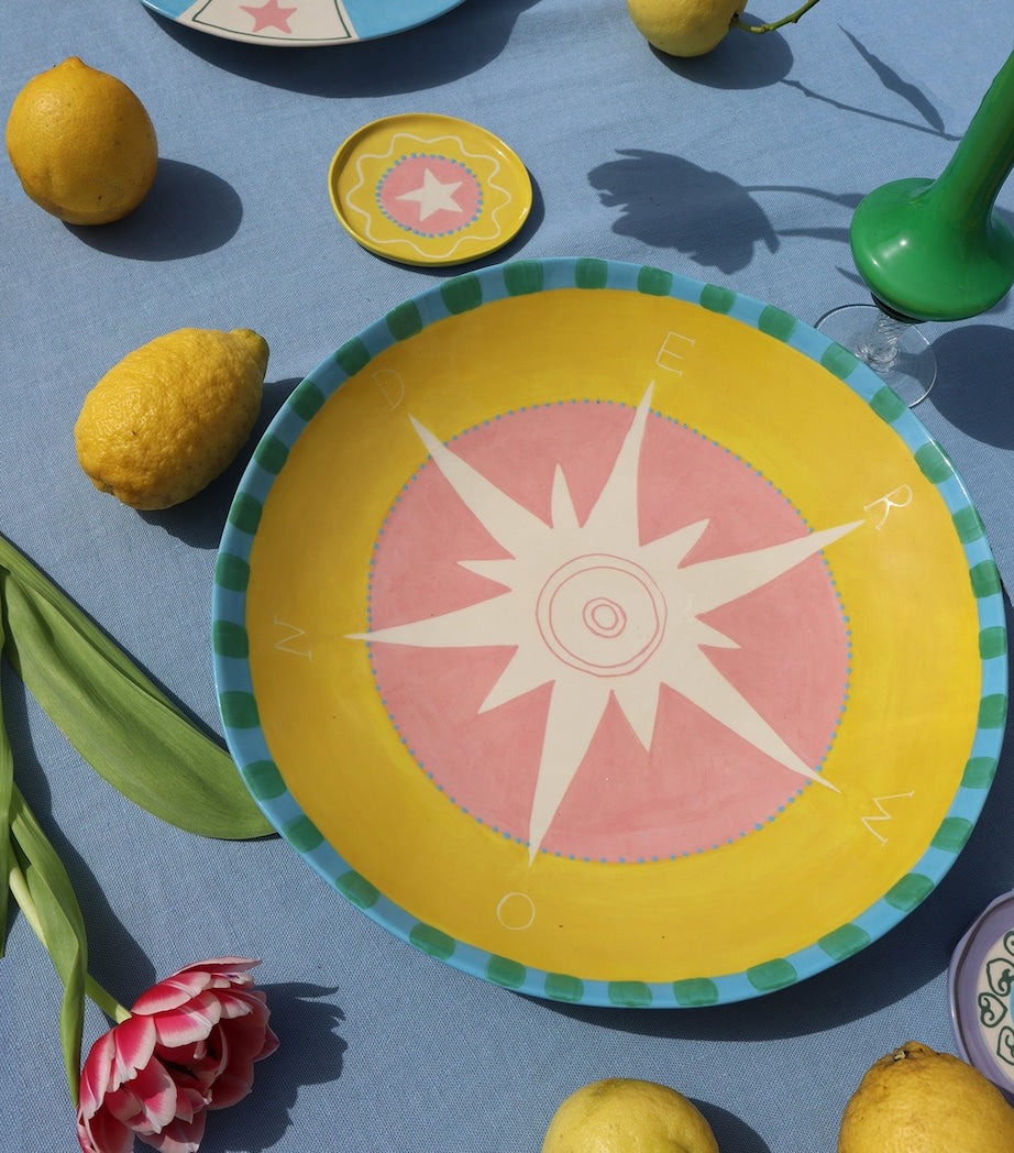 Wonders Fruit Platter (36cm)