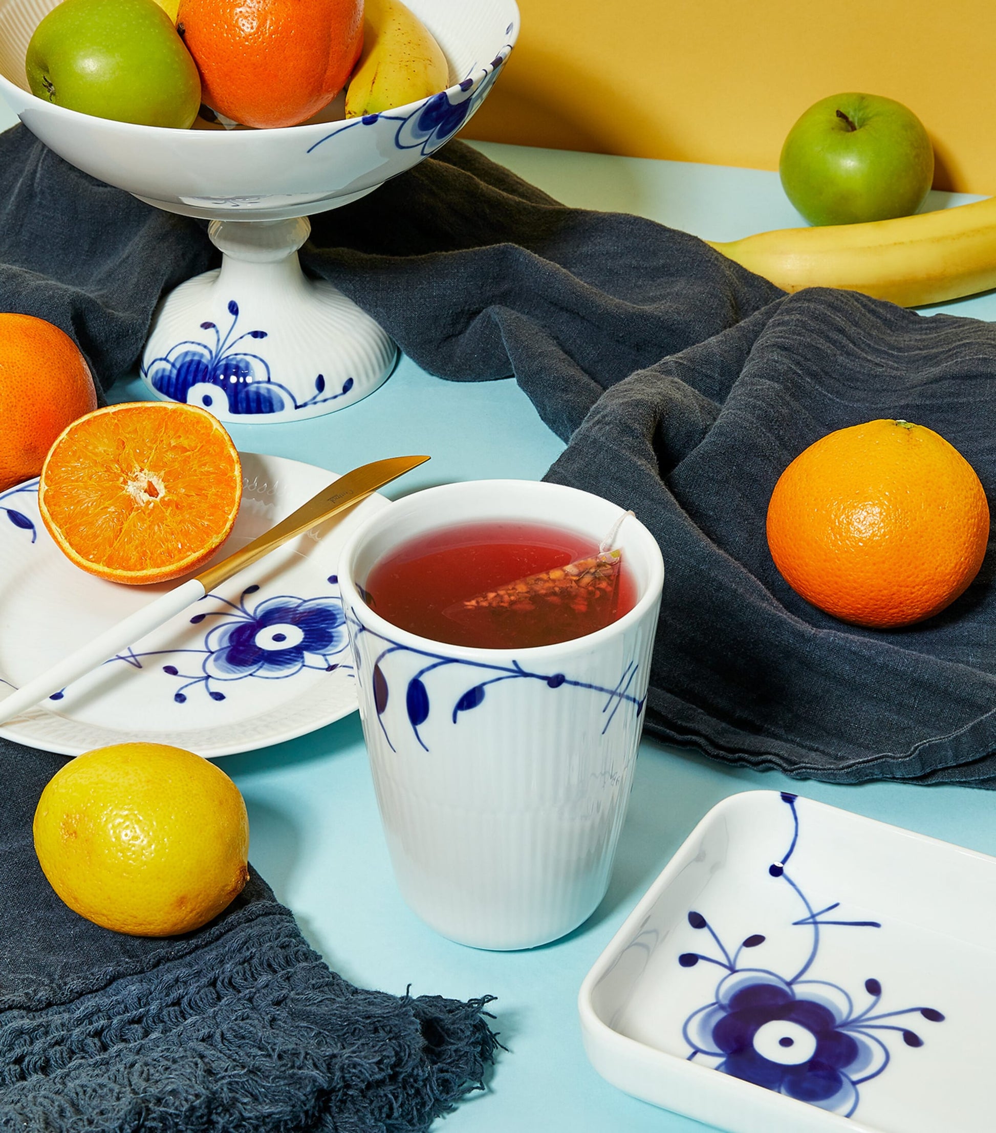 Blue Fluted Mega Thermal Mug (390ml)