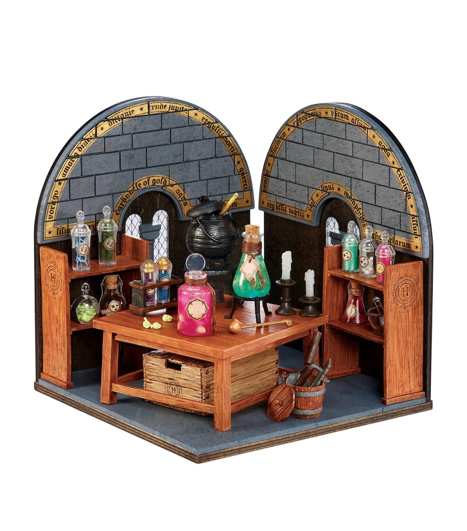 MINIVERSE Make It Mini Harry Potter Potions Class Set