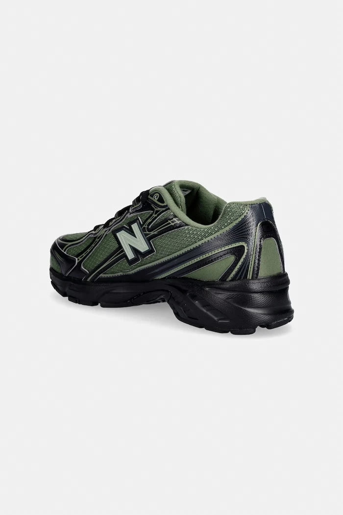 New Balance 740 Обувки