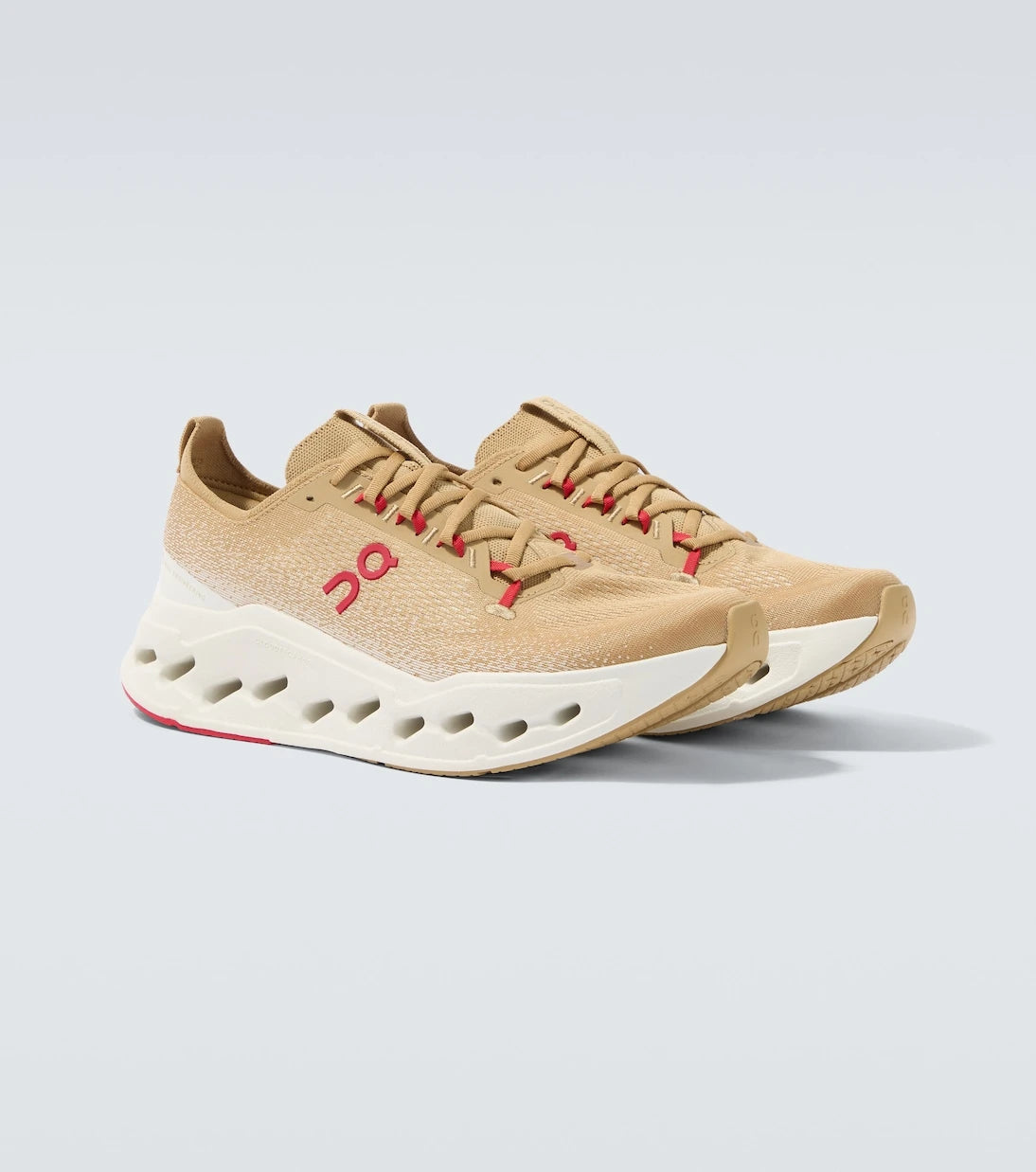 On - Cloudsurfer Max running shoes
