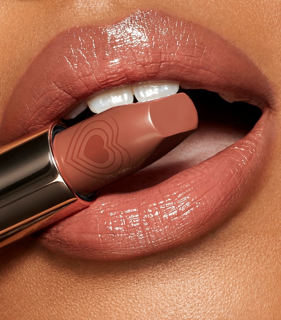 Charlotte Tilbury K.I.S.S.I.N.G Lipstick