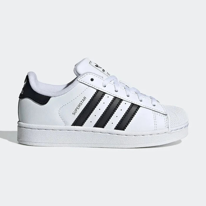 Детски маратонки adidas Originals SUPERSTAR II