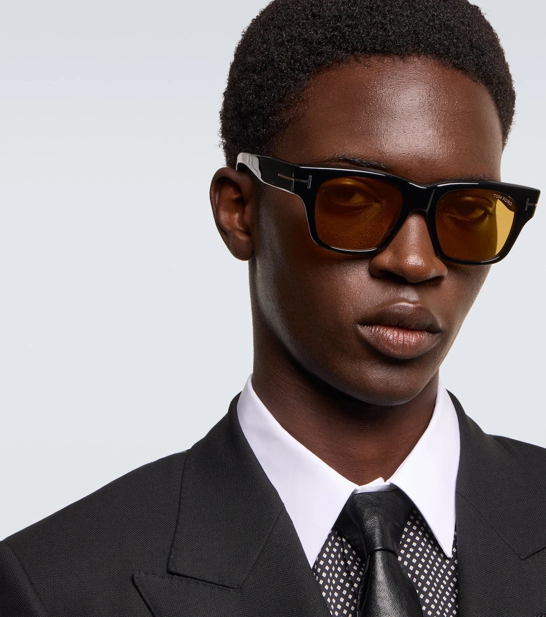 Tom Ford - نظارات شمسية كايني مربعة الشكل