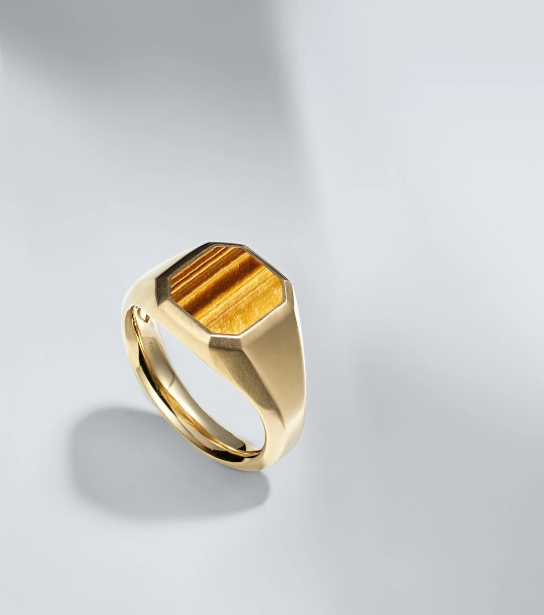 David Yurman - Streamline® 18kt gold ring with tiger's eye