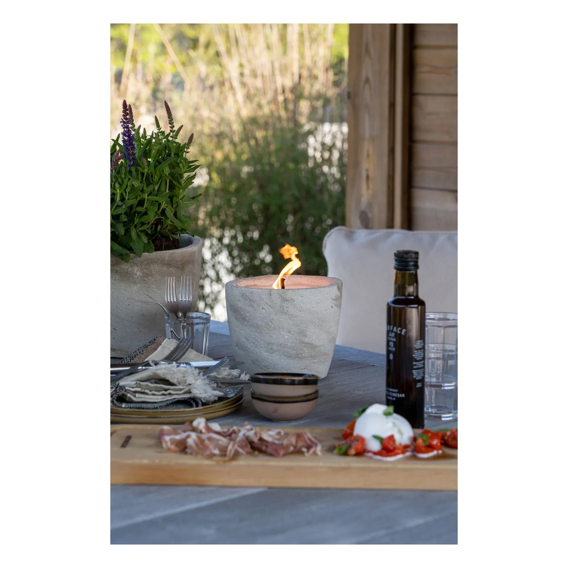 Mon Dada - Neutral scented outdoor candle - L | Blanc/Écru
